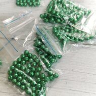 Бусины под жемчуг (пластик) 8 мм (уп. 30 шт) цв.зеленый 19