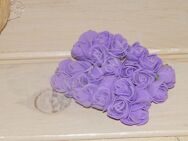 Роза в букетике 2 см, цв.фиолетовый
