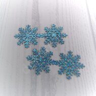 Серединка для бантика (кожзам) "Две снежинки"  80*40 мм, цв.голубой перламутр