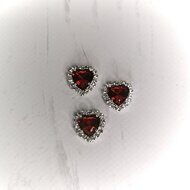 Серединка ювелирная пришивная "Сердце" 17 мм, цв.серебро/бордовый