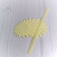 Набор для изготовления цветов из иранского фоамирана 1 мм "Хризантема", цв.лимонный (12 деталей)